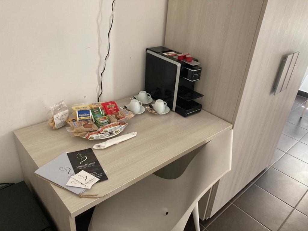 Gatto Bianco La Dimora Storica Bed & Breakfast Lecce Luaran gambar