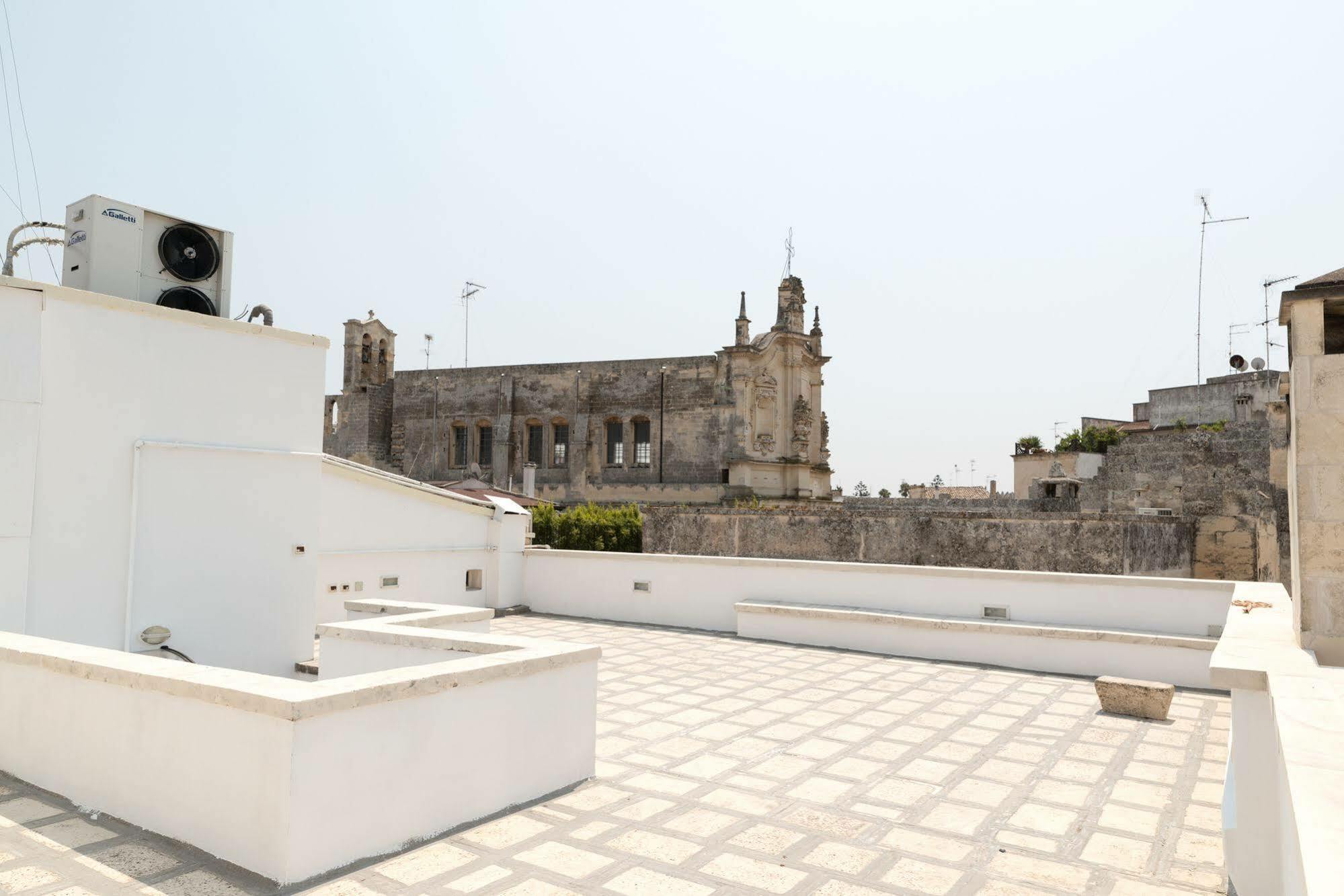 Gatto Bianco La Dimora Storica Bed & Breakfast Lecce Luaran gambar